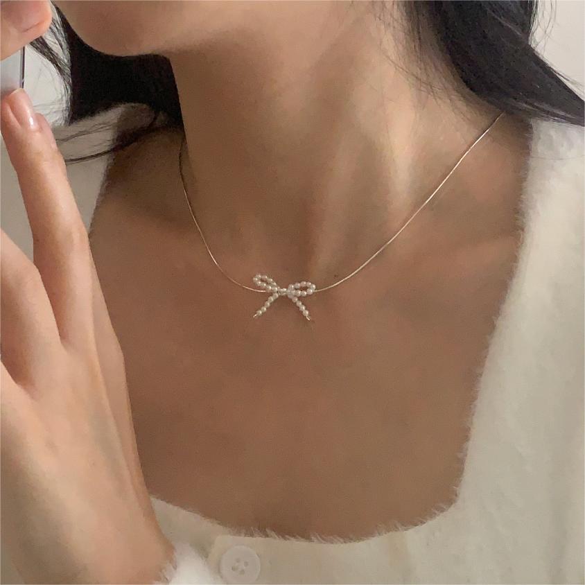 Sterling Silver Simple Style Bow Knot Pendant Necklace display picture 12