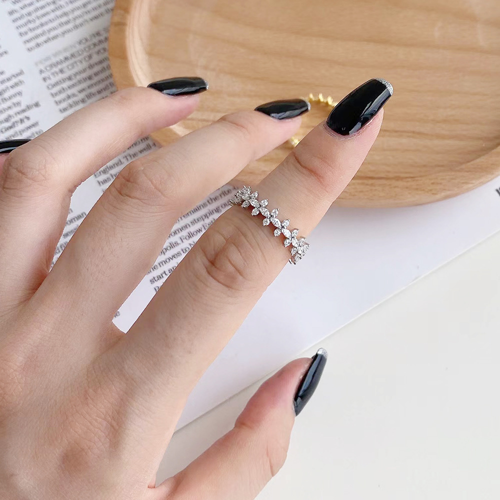 Luxurious Geometric Sterling Silver Plating Zircon Rings