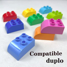 大颗粒弓形2X3X1积木4孔一边弧砖块零件适用得宝益智拼搭玩具3岁+