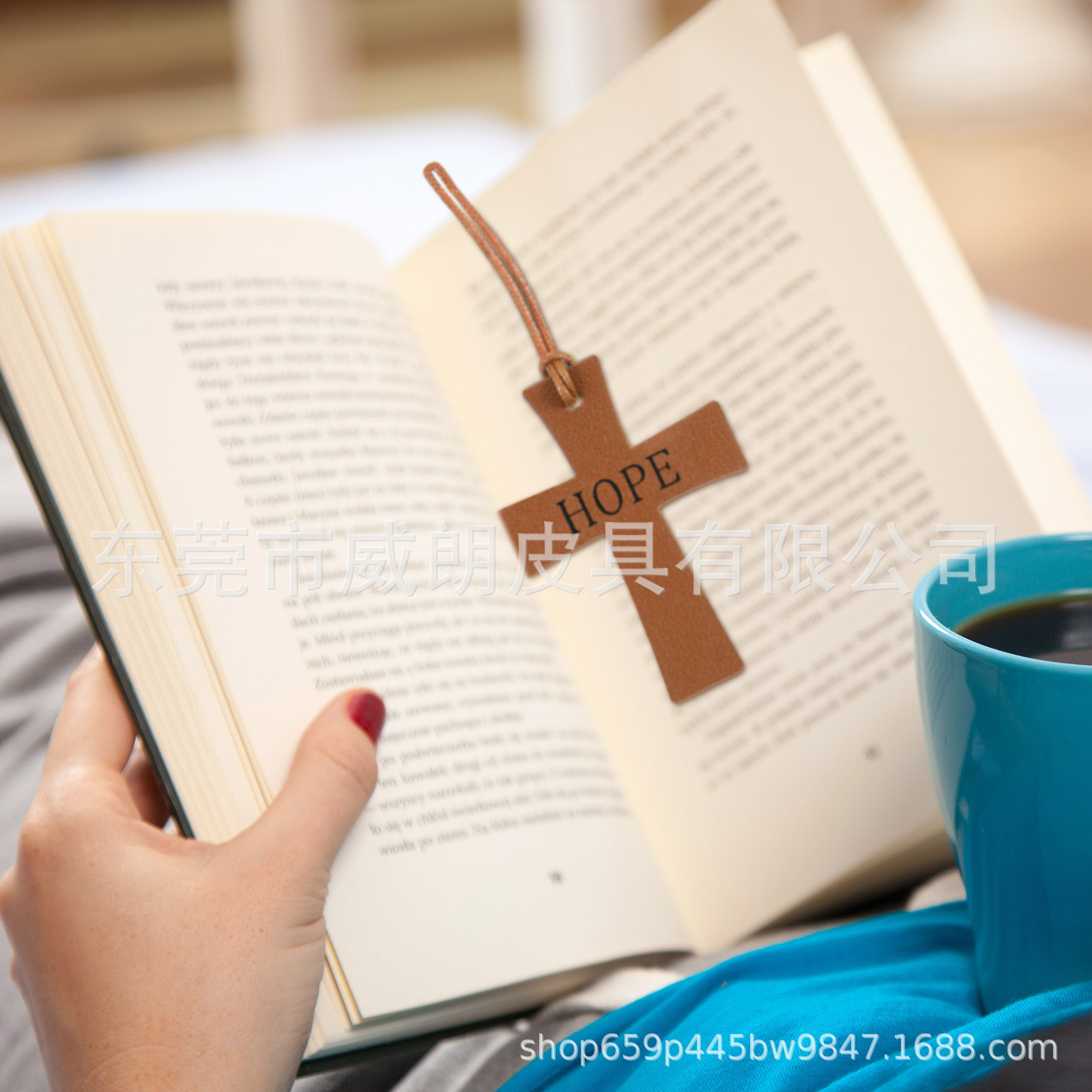 现货新款圣经PU皮革十字架书签  便携励志文创礼品阅读书籍分页夹