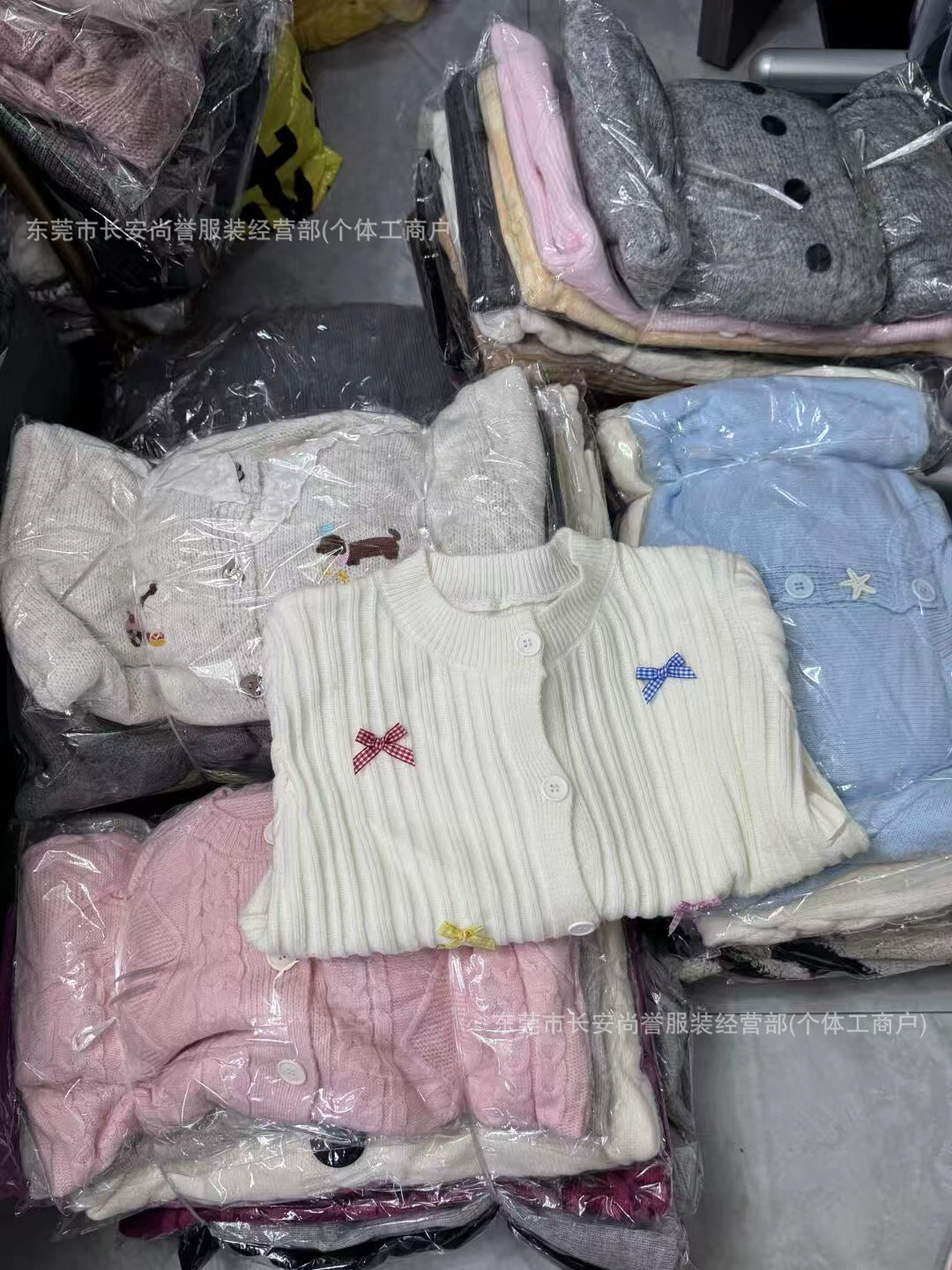 Джемпер вязаный кардиган для девочек, милый вышивкой лентами, one size, осенний легкий свитер