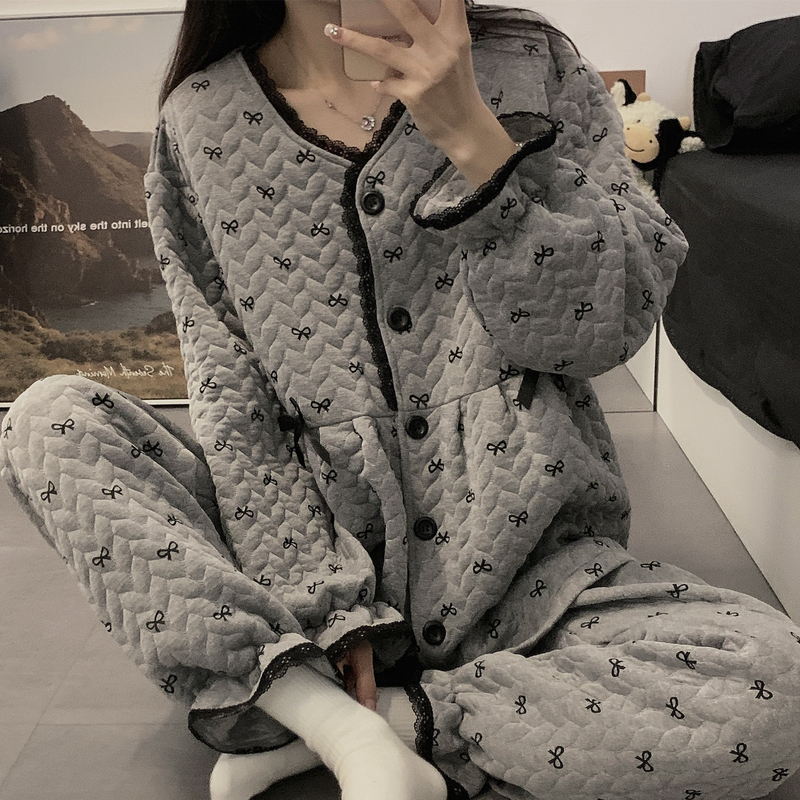 Maternity Nursing Clothes with Breast Pads for Autumn and Winter, Air Cotton Maternity Pregnancy Quilted Warm Maternity Nursing Clothes