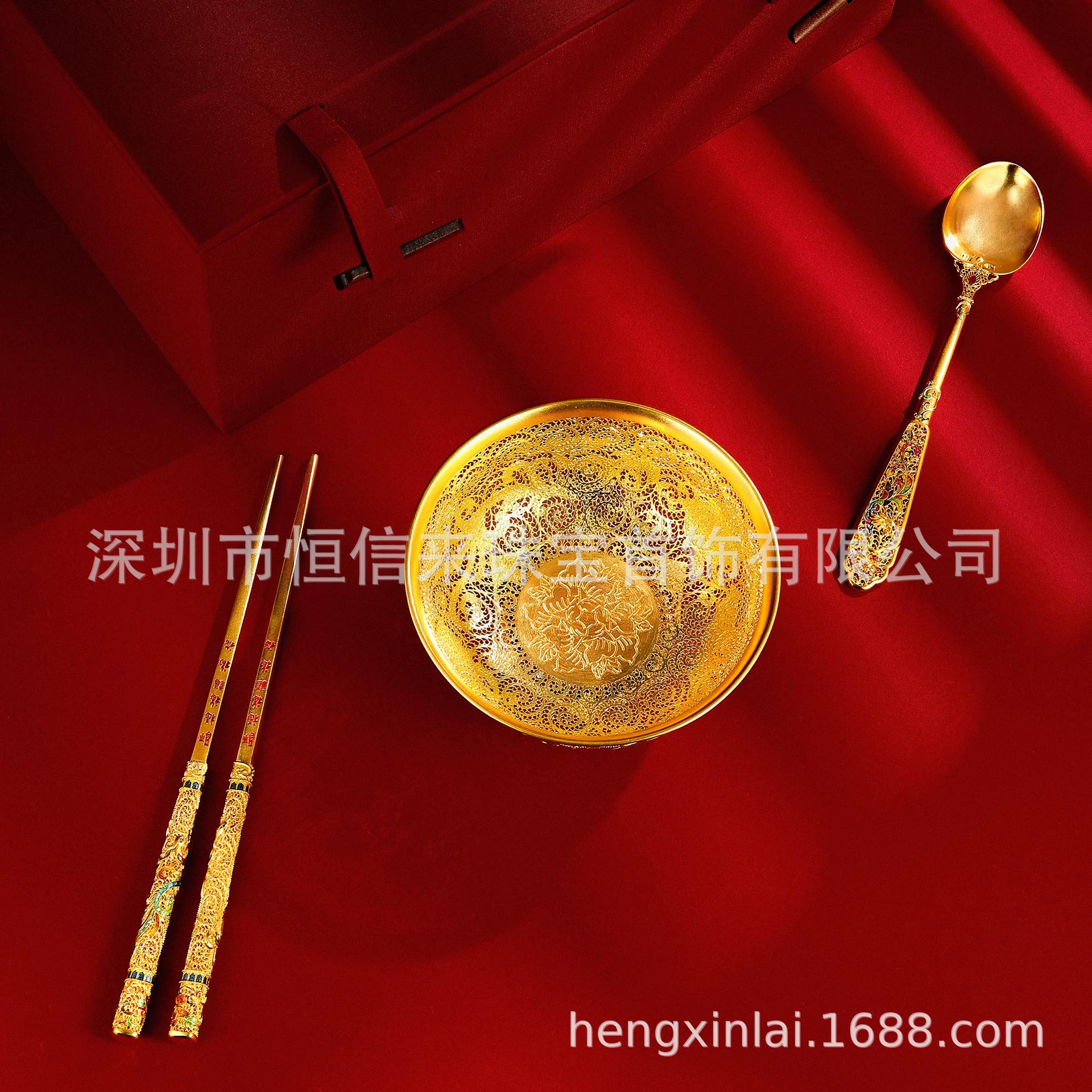 Сделано в Китае. Цветочные чаши с драконом и фениксом, палочки для еды, ложки, украшения для посуды, дизайн и производство украшений для домашней инвестиционной коллекции.