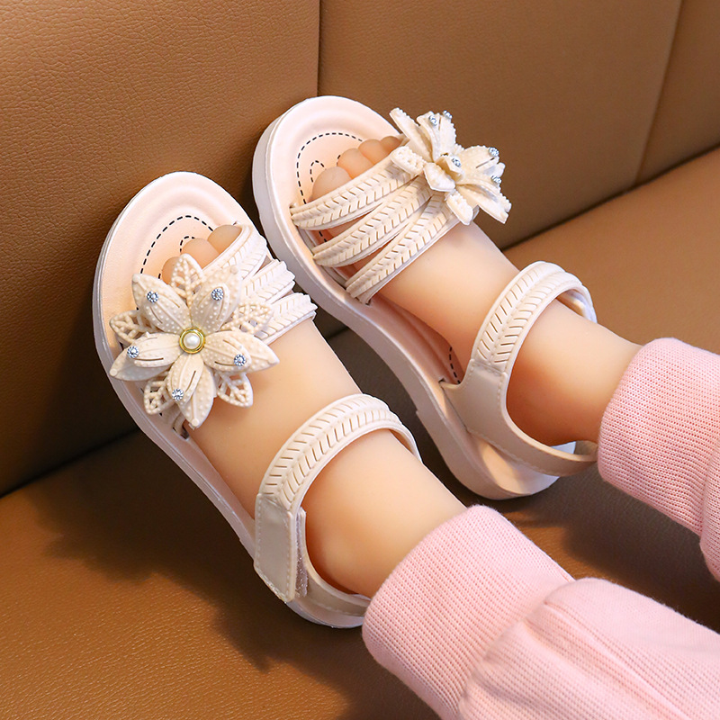 Women's Basic Cartoon Open Toe Fashion Sandals display picture 8