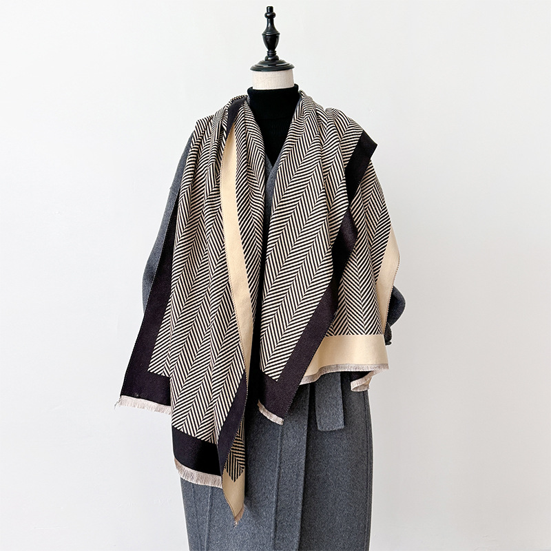 2024 New Geometric Stripe Simple Wind Autumn and Winter Double-sided Cashmere Scarf Winter High-grade Warm Shawl