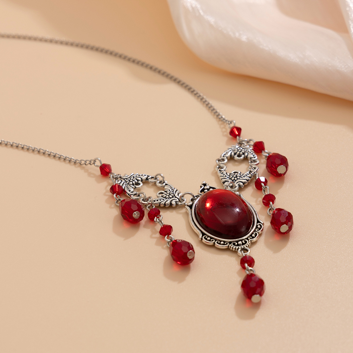 Collier à pampilles tendance en cristal et goutte de sang, chaîne de clavicule en alliage de qualité supérieure pour Halloween_voghion.com