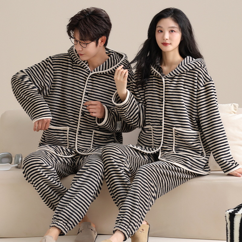 Otoño y invierno 2024 nueva pareja encapuchada pijama franela con camisa gruesa para hombres y mujeres ropa de hogar de dos piezas