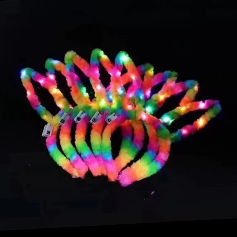 빛나는 토끼 귀 무지개 스타일