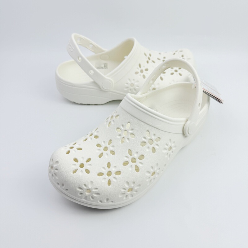 Crocs Family Matching Floral Celebrity Clogs Petal Women's Shoes Breathable Sandals Wholesale Trendy Celebrity Style