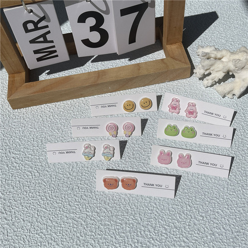 Acrylic Princess Flower Cute and Playful Ear Clips with Unique Design, Fashionable and Versatile