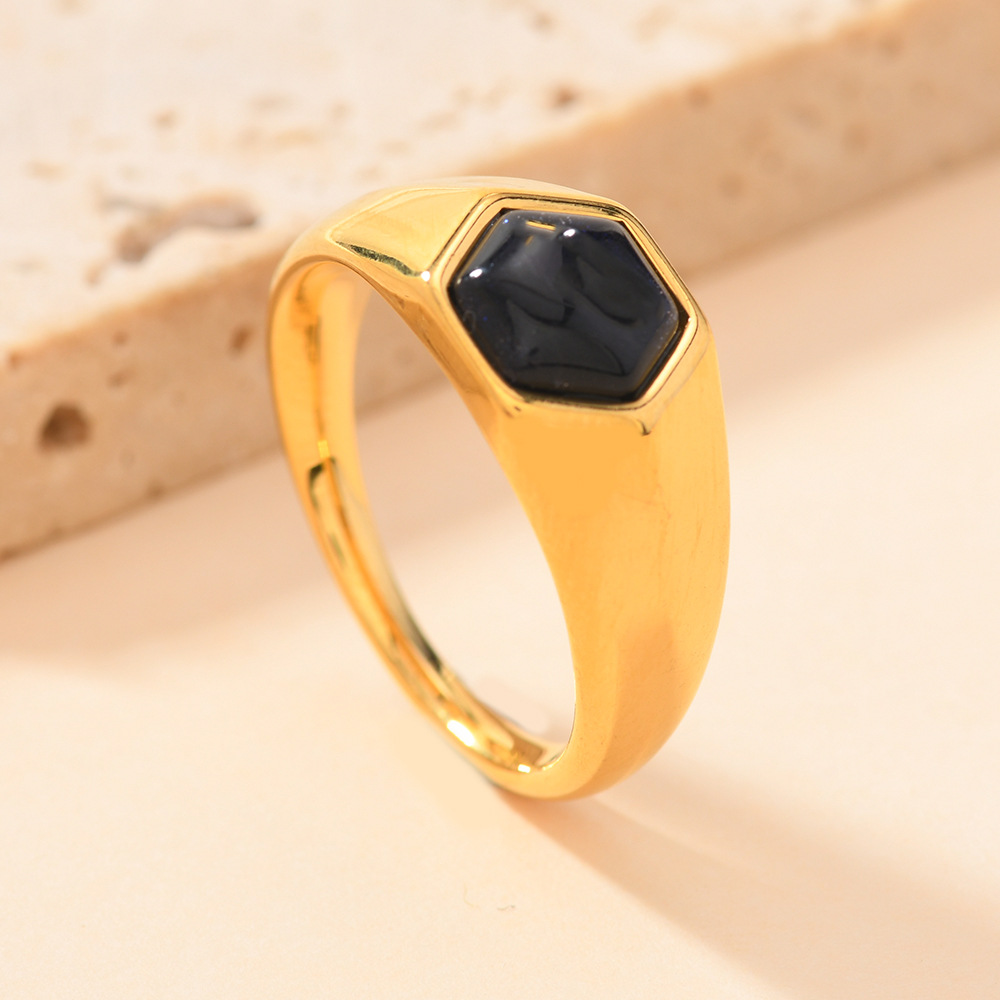 Joyas de acero inoxidable de estilo europeo y americano transfronterizo lujo ligero viento fundido hexágono piedra natural gemas anillo de titanio al por mayor