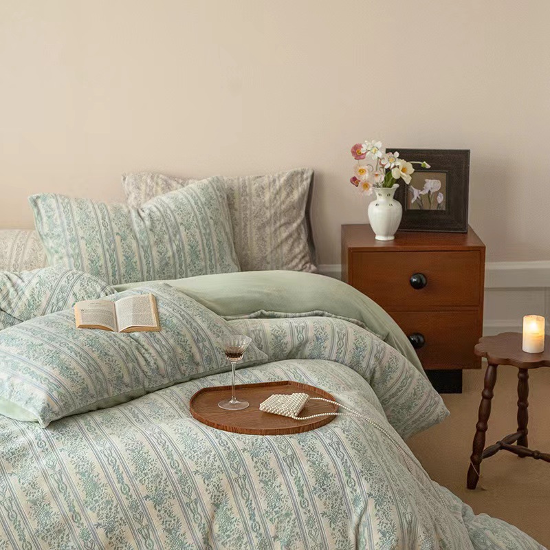 autumn and winter thick warm milk fiber bed four-piece french advanced embossed fabric bed sheet quilt cover antistatic bedding