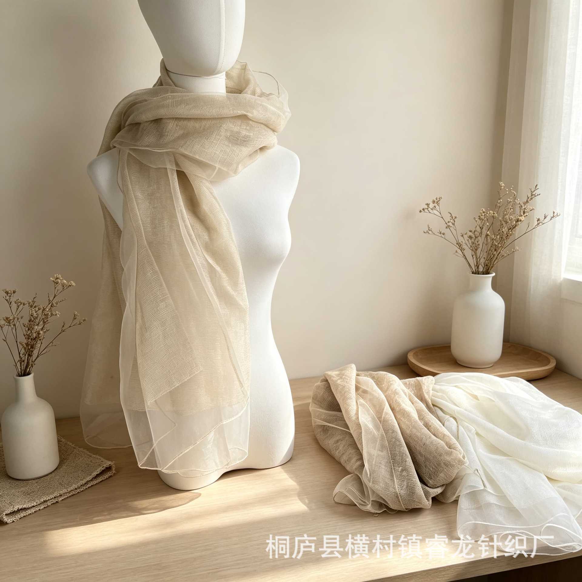 Lightweight silk organza scarf, a versatile accessory for women in spring and autumn, with a sophisticated and elegant design, available in solid colors and as a long shawl for layering