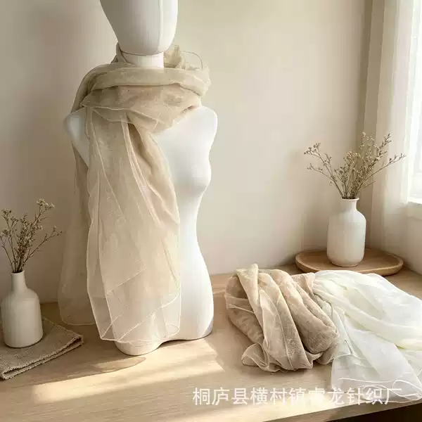 Lightweight silk organza scarf, a versatile accessory for women in spring and autumn, with a sophisticated and elegant design, available in solid colors and as a long shawl for layering