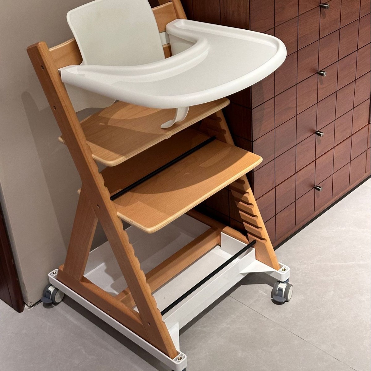 子供用成長椅子、ブナ材ベビーチェア、無垢材多機能調節可能な食事椅子セット、ベビーダイニングチェア、学習椅子