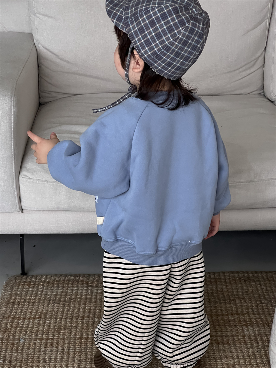 Ropa infantil de otoño y invierno ropa infantil coreana para niños con camisetas de terciopelo y pantalones a rayas gruesas para niñas ropa de invierno bebé