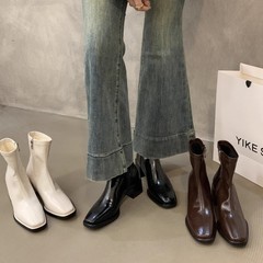 黑色高跟短靴女秋冬新款法式复古方头瘦瘦靴百搭粗跟马丁靴女单靴