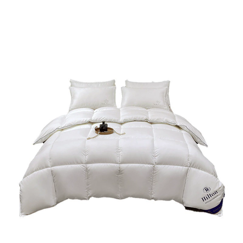Hilton Hotel Velvet was imitated with goose velvet homestay seasons and was wholesale quilt by spring, autumn and winter,