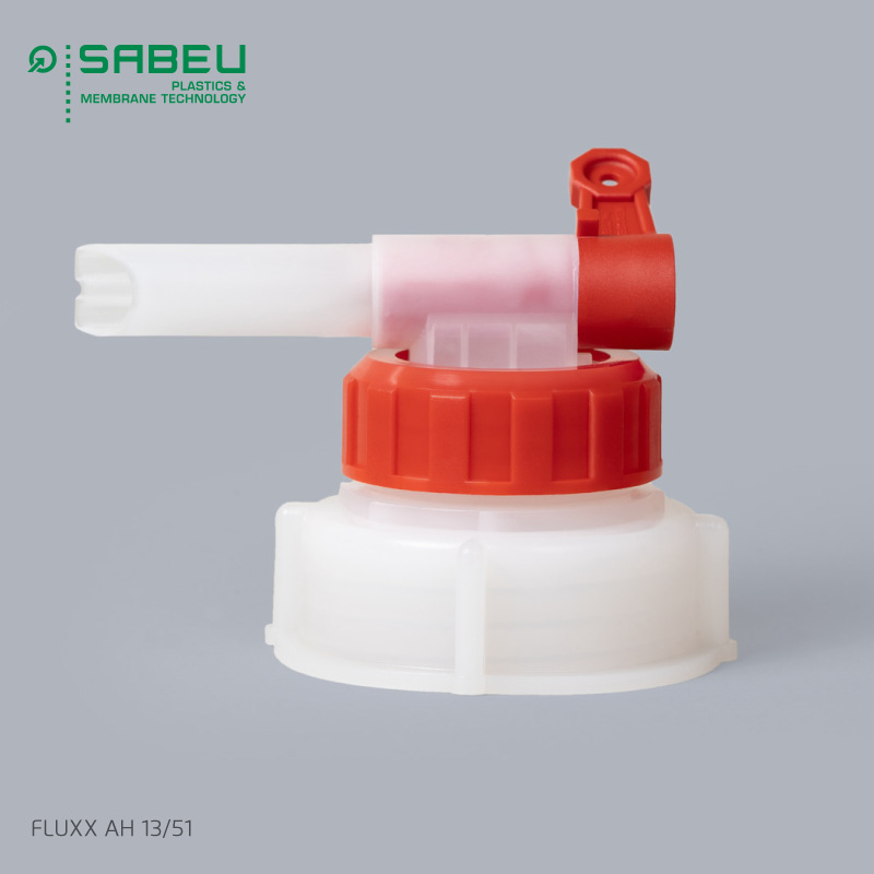 ��˾�ù����ö�Ͱ��װ�������������ͷת�ӸǷ�Һ����AH13/51