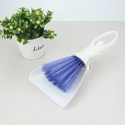 Air outlet cleaning brush Angel multifunctional cleaning brush Car seat brush Dashboard brush Car brush