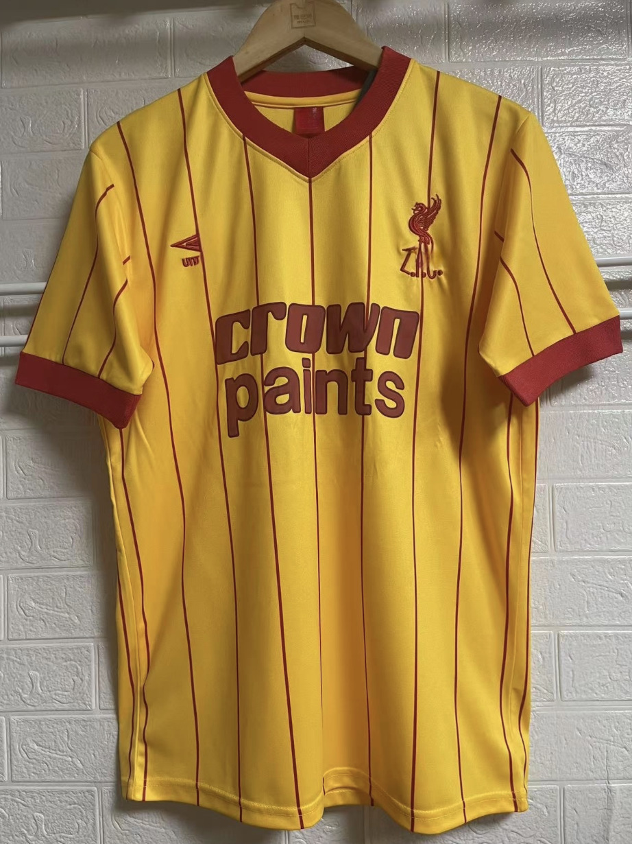 Umbro x Liverpool FC Retro 1982/85 Away Pinstripe Jersey Yellow