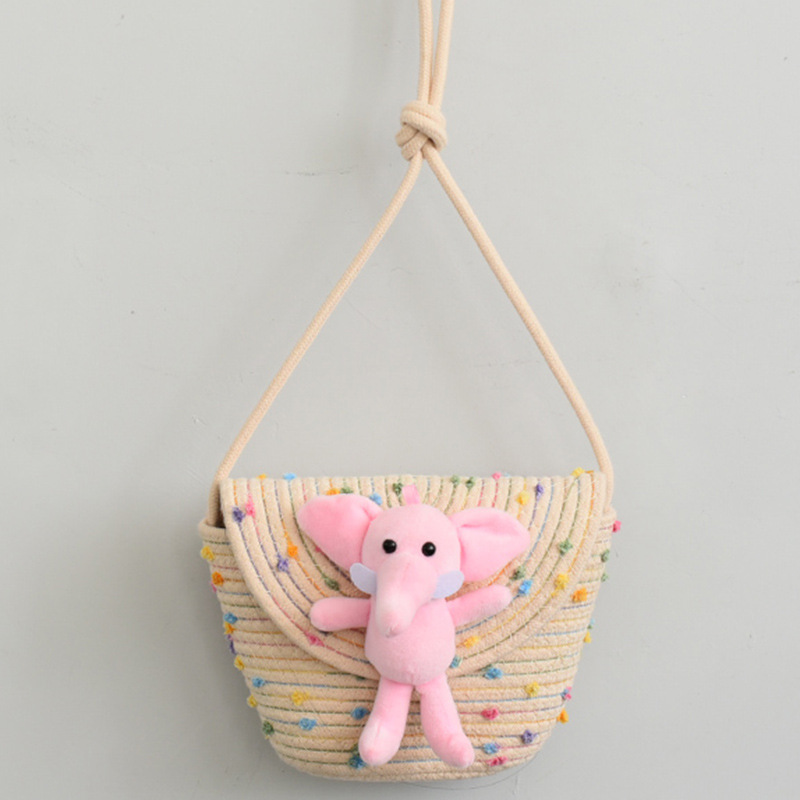 다채로운 모피 공 + 핑크 코끼리