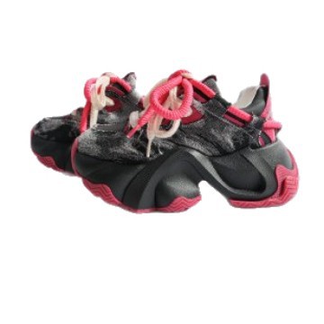 Hong Kong Wind grueso zapato padre mujer aumento de altura 2025 nuevo zapato de mujer de otoño callejera zapatos deportivos casuales pequeñas mujeres