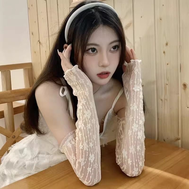 New Lolita Lace Gloves Japanese Style Female Influencer Sweet Ballet Style Photo Fake Sleeves Ins Thin Style New Lolita Lace Gloves Japanese Style Female Influencer Sweet Ballet Style Photo Fake Sleeves Ins Thin Style