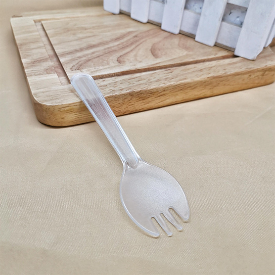 透明プラスチック使い捨て洋食デザートナイフフォークスプーン食器の出前ケーキ卸売りスプーン|undefined