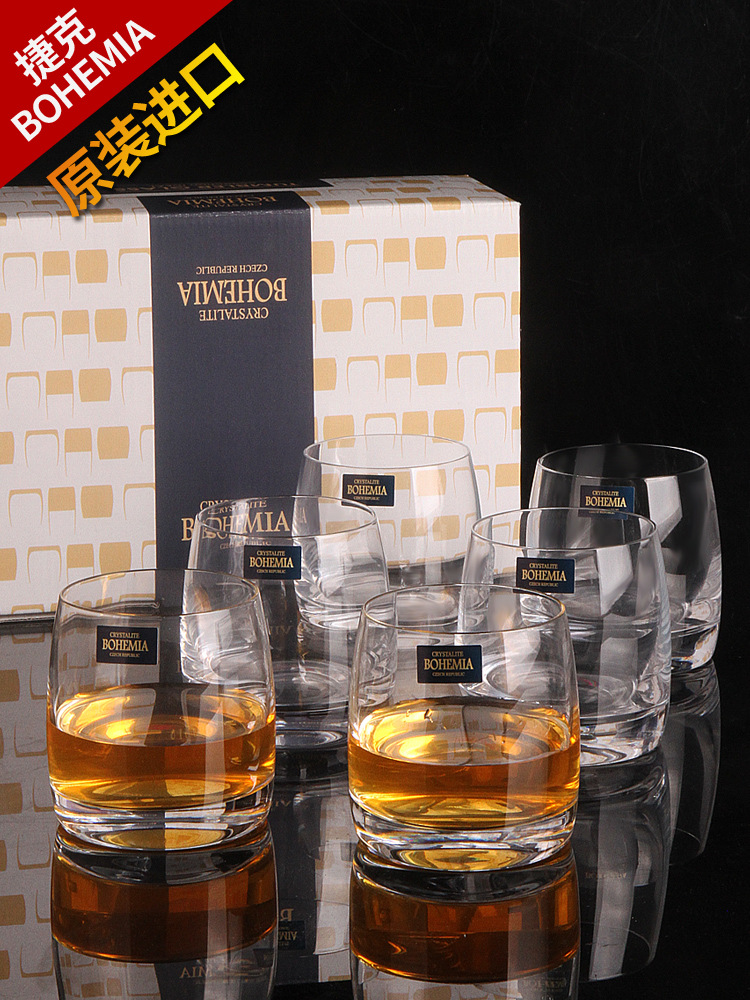 Import eating bib for whiskey