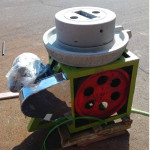 海南家用石磨机电动石磨石碾家用电动石磨面粉机