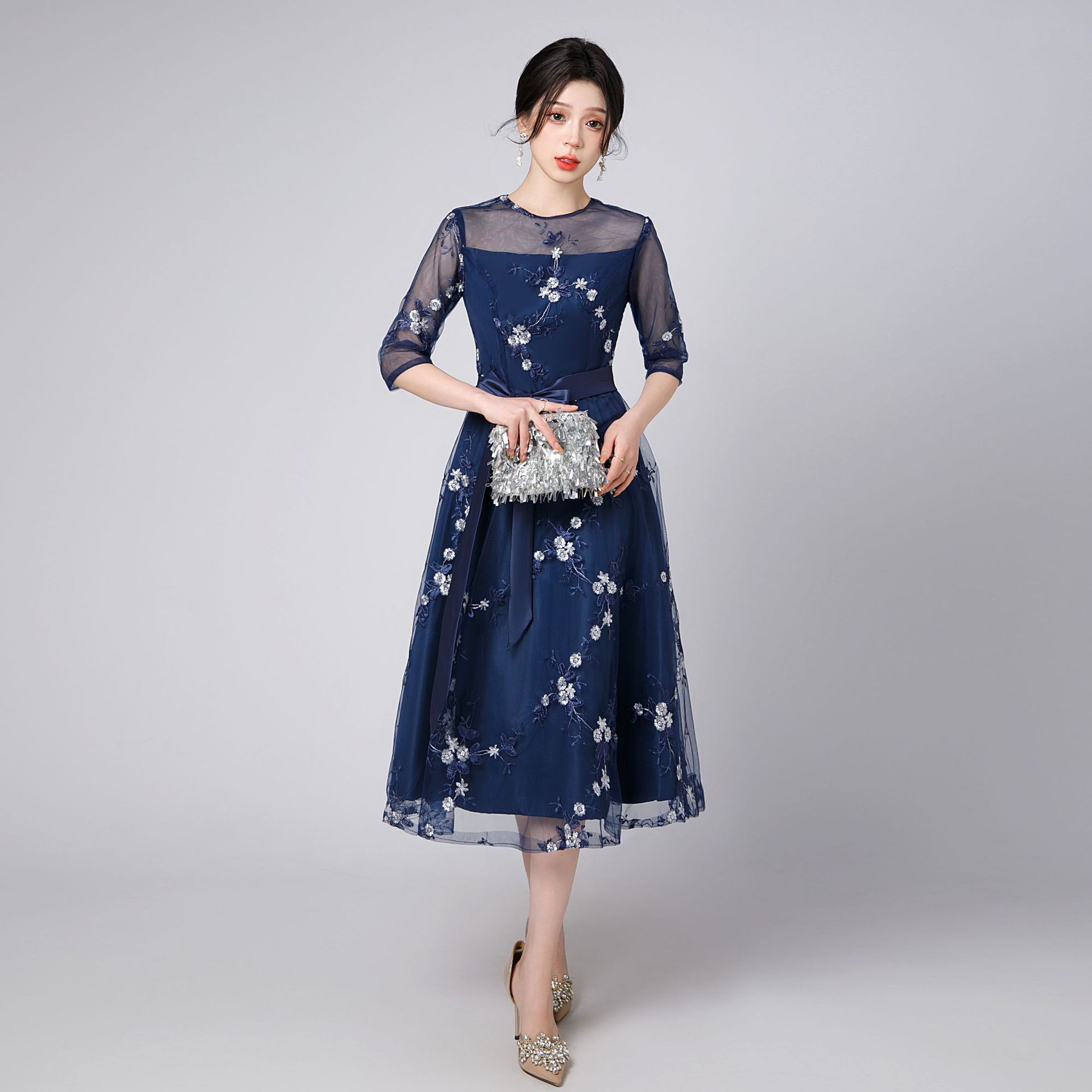 Vestido de noche de encaje 2026, nuevo diseño floral, longitud media, malla, cuello redondo, AliExpress, sitio independiente, vestido petite