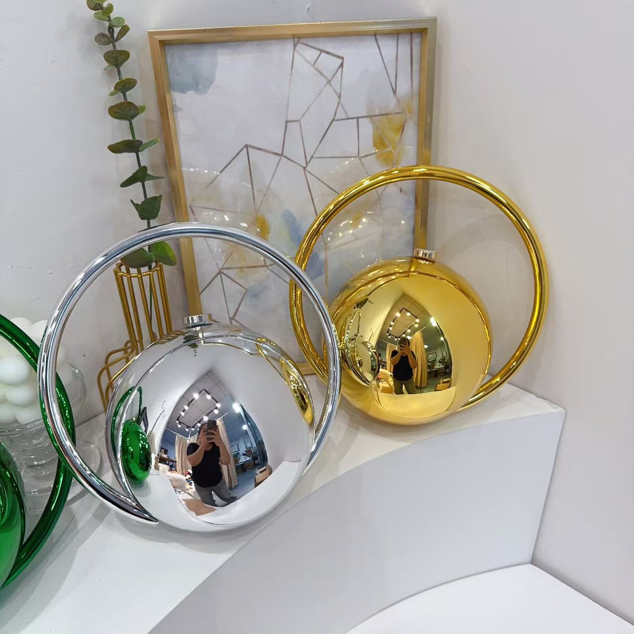 Europa y los Estados Unidos transfronterizos bolsas de cena de damas de alto nivel bolsas de mano de sequillas nuevas bolsas de cena esféricas de color sólido simples