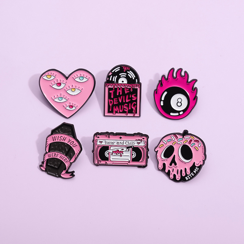 Cartoon Style Pin Heart Shape Eye Skull Alloy Plating Unisex Brooches display picture 6