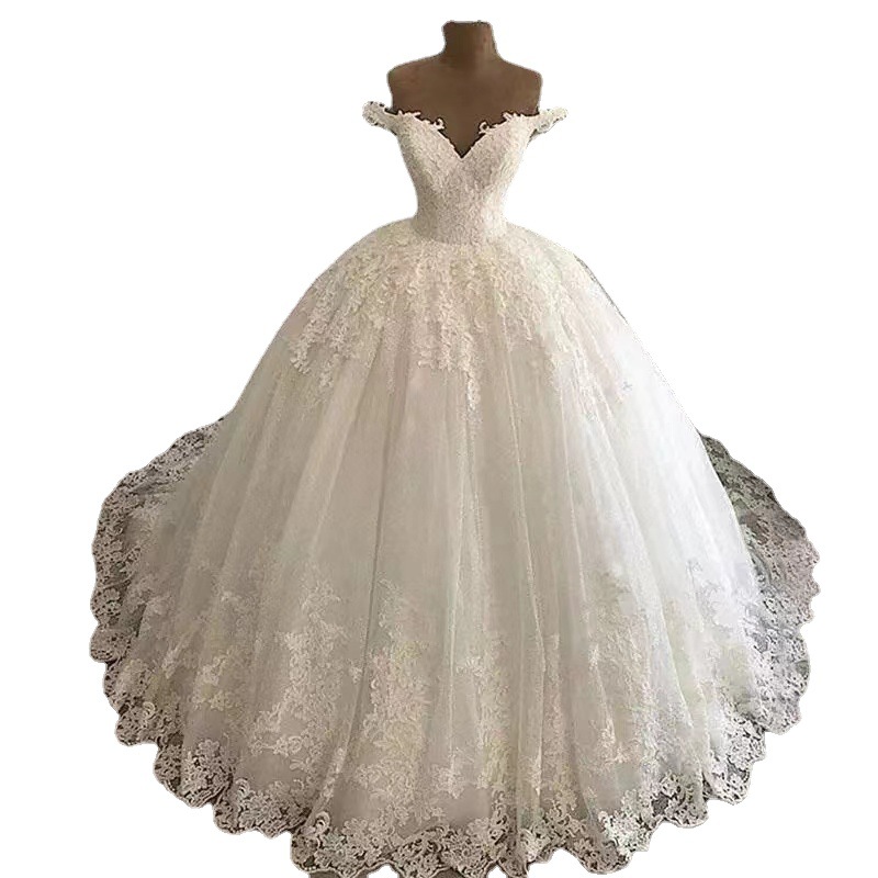 Vestido de novia principal cola grande europeo y americano transfronterizo blanco largo cuello en V francés adelgazamiento retro encaje vestido de novia fábrica al por mayor