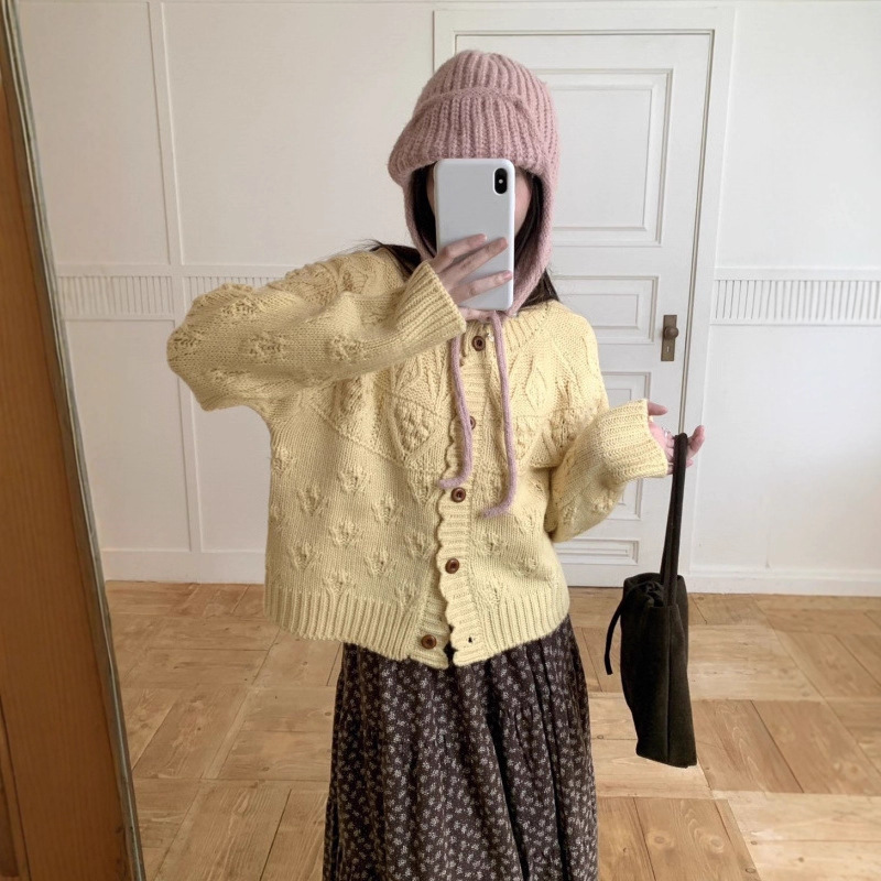 纯色花边钩花纹针织开衫外套女秋冬新款宽松韩系慵懒毛衣长袖上衣