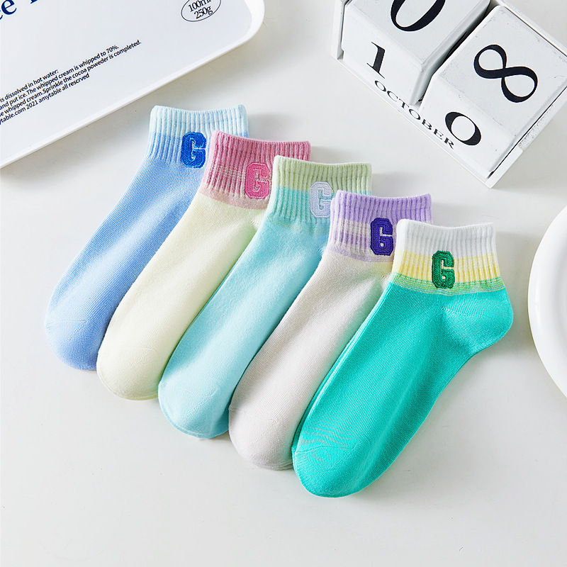 Trendy Brand Couples Short Socks Casual Street Trendy Hip Hop Style Men's and Women's Socks Gradient Craft Personalized Fashion Socks