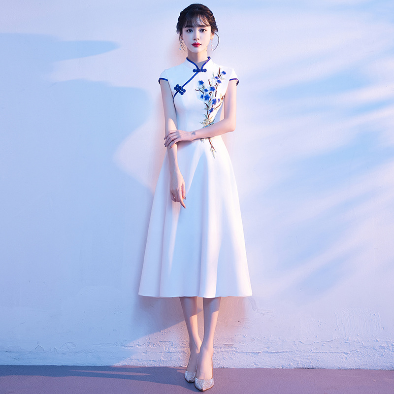 Women's long dress for choir performance, Chinese style, host/conductor dress, slimming red song cheongsam, competition costume