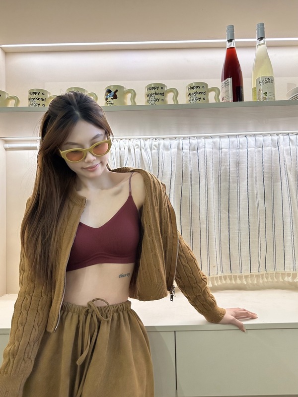 秋冬暖肌微磨毛细肩带无痕内衣女小胸聚拢美背心式无钢圈文胸批发|undefined