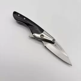 折刀;其他钳类工具;斧子