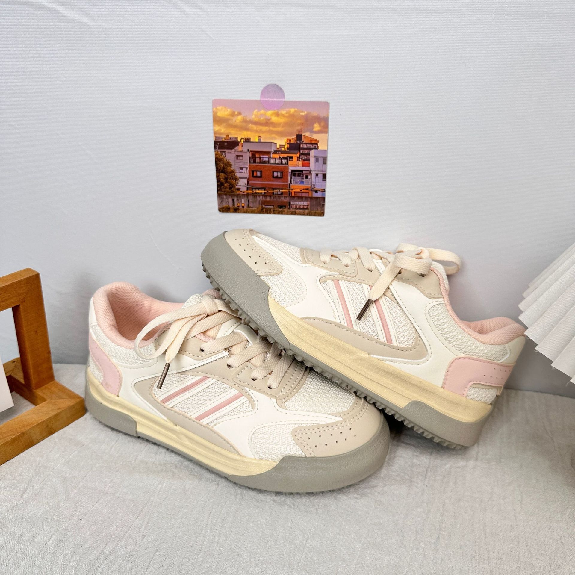 Yuanbo Xiaozhong original retro alemán zapatos de entrenamiento femenino 2025 primavera nuevo estilo casual deportes todo-fósforo zapatos de skate ins