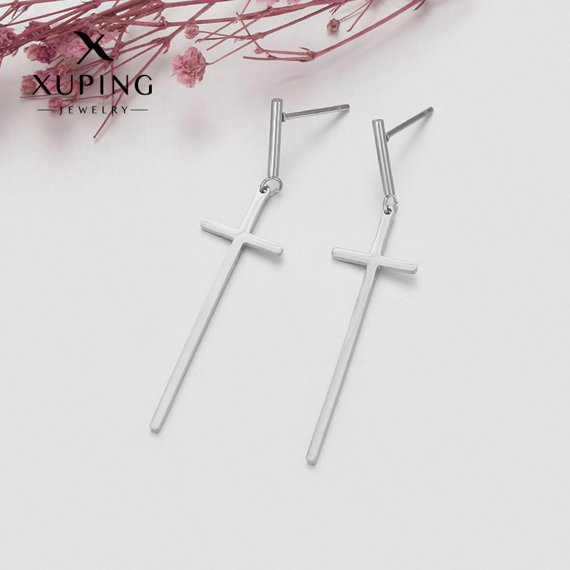 Joyas Xuping Europa y América transfronterizas de acero inoxidable color cruzado pendientes de estilo simple y frío pendientes personales al por mayor mujeres