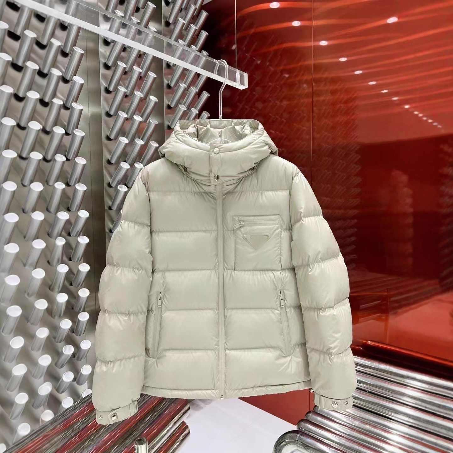 高版本P家24FW新款拉链口袋饰三角标连帽时尚羽绒服男女同款外套