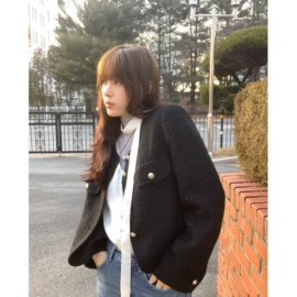 女式T恤;连衣裙;半身裙