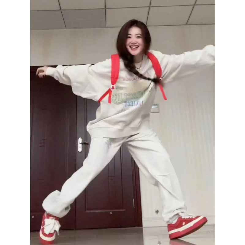 山东即墨卫衣美式正肩女早秋穿搭圆领女款小个子长袖复古薄款上衣|undefined