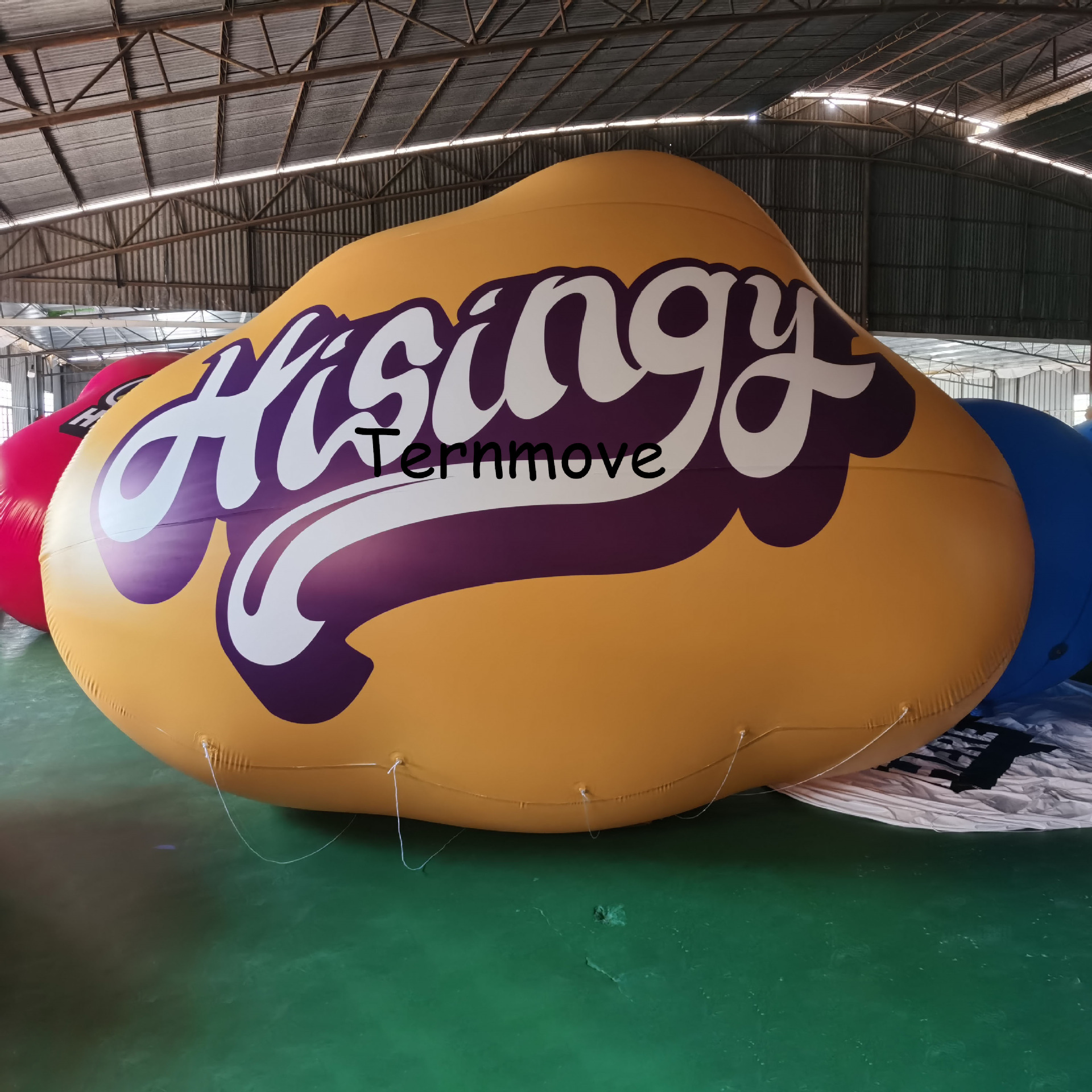 闭气云朵气模广告道具印刷图案各种尺寸造型PVC升空氦气球美陈