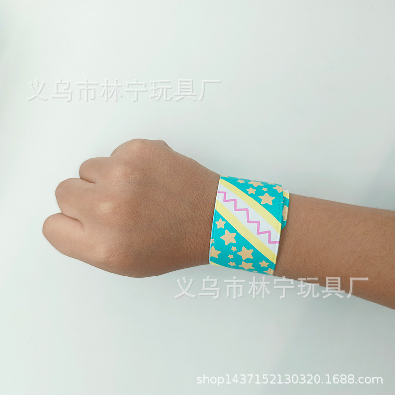 2022 versión Cruz-frontera Pascua anillo pulsera PVC huevo anillo pulsera propia copyright