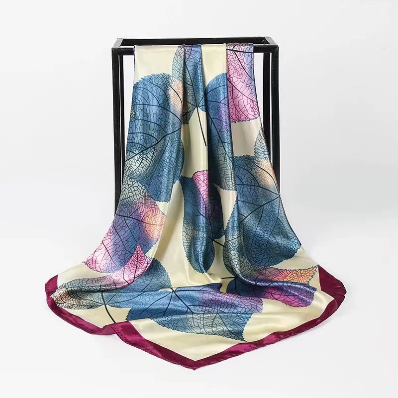 90 스퀘어 스카프 [석양 잎-보라색]]