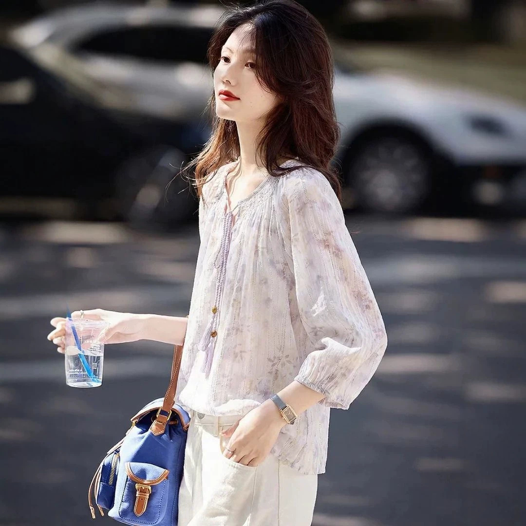 Áo sơ mi nữ cổ tròn họa tiết hoa nhỏ phong cách Pháp cổ điển — Hoa hồng tím chi tiết 4