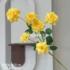 6 exquisite horned roses